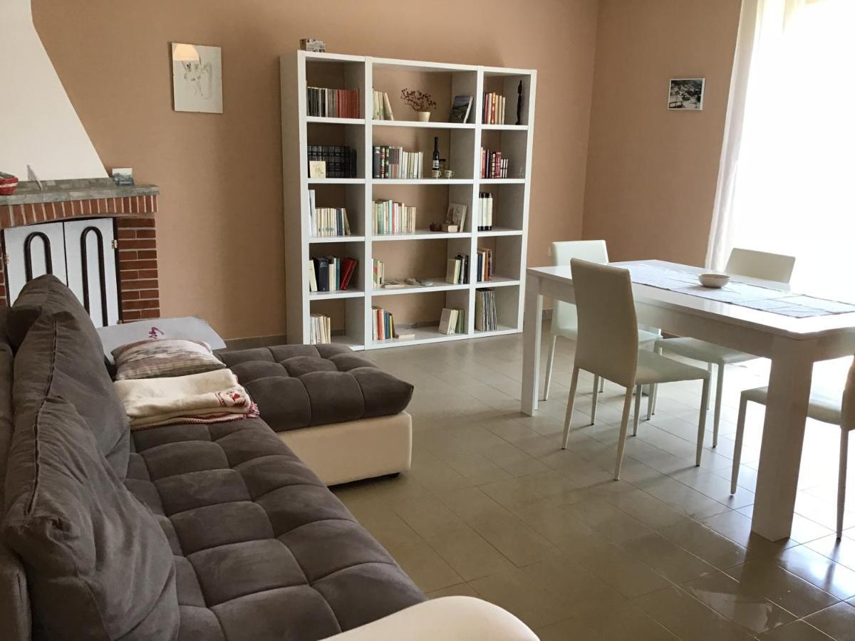 Casa Vacanze "Ellen" Bianchi Екстериор снимка