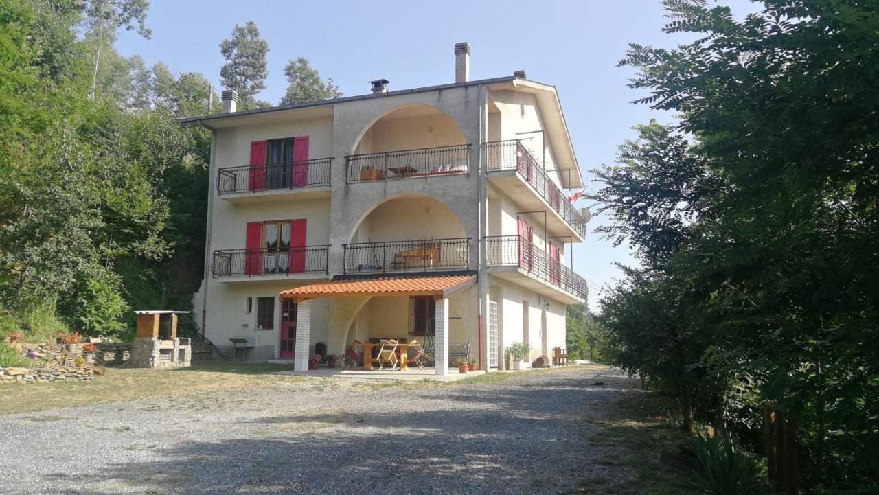 Casa Vacanze "Ellen" Bianchi Екстериор снимка