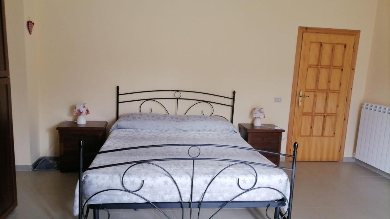 Casa Vacanze "Ellen" Bianchi Екстериор снимка