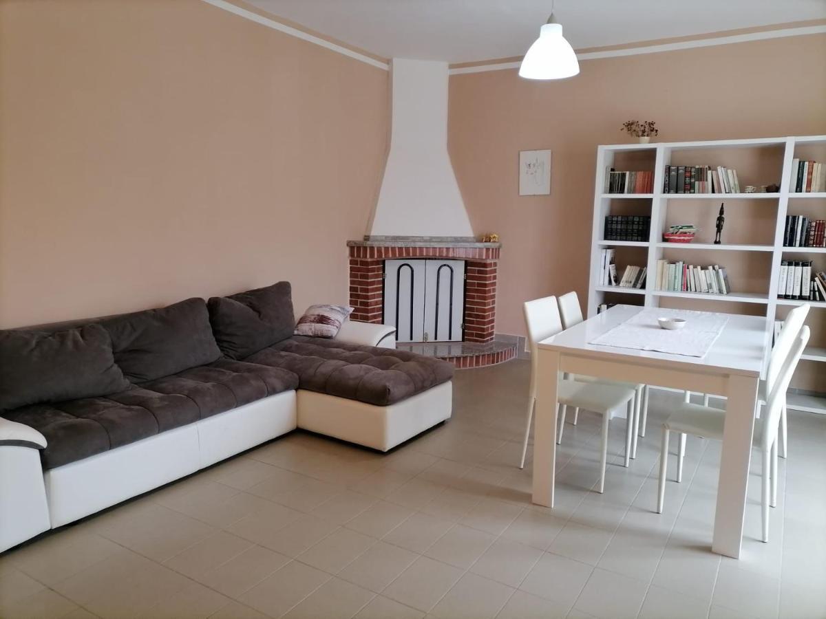 Casa Vacanze "Ellen" Bianchi Екстериор снимка