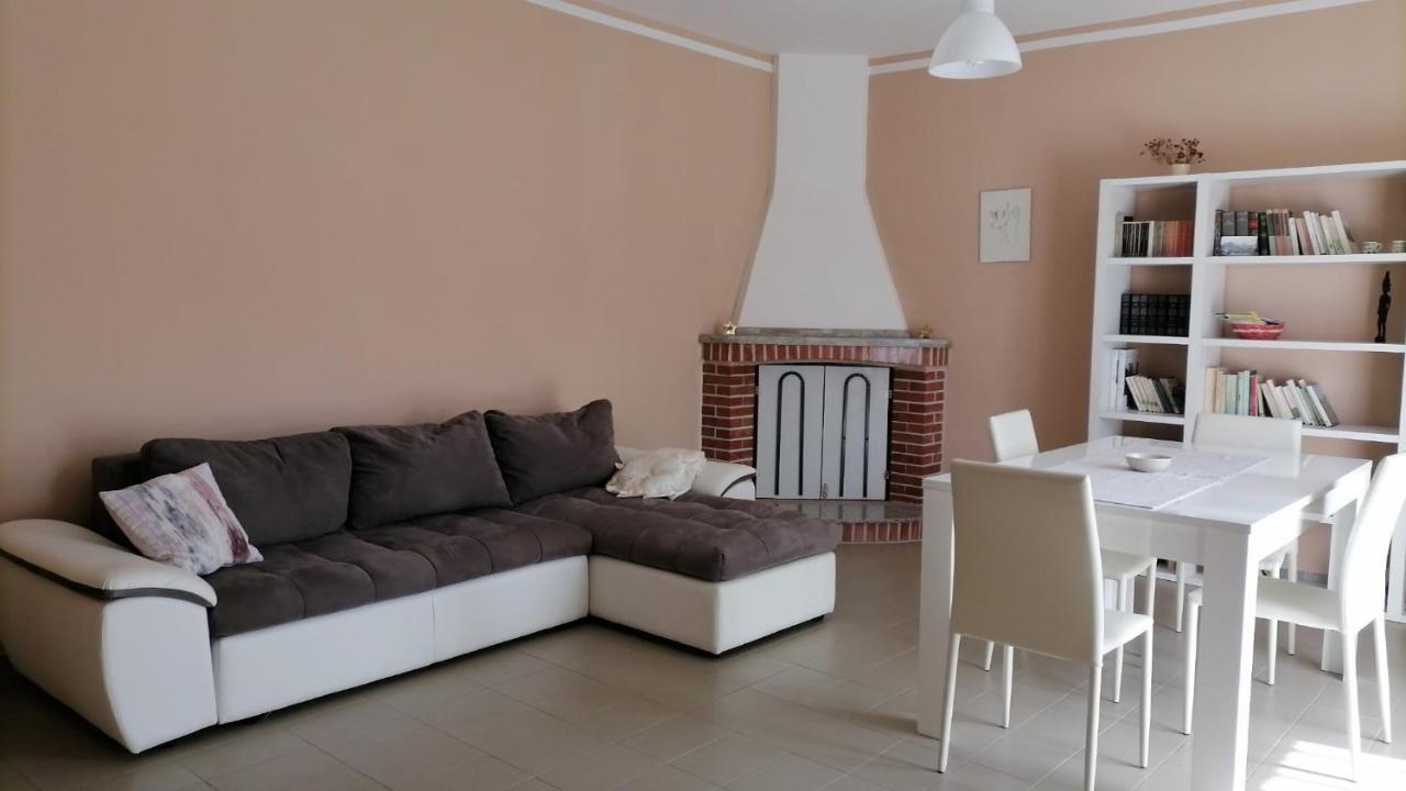 Casa Vacanze "Ellen" Bianchi Екстериор снимка